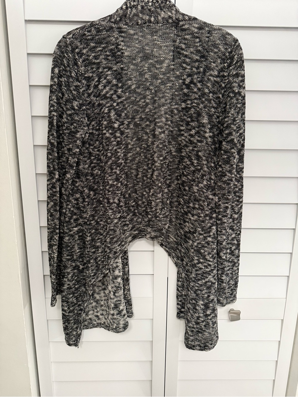 Elie Tahari Black and Cream Open Knit Scarf Wrap